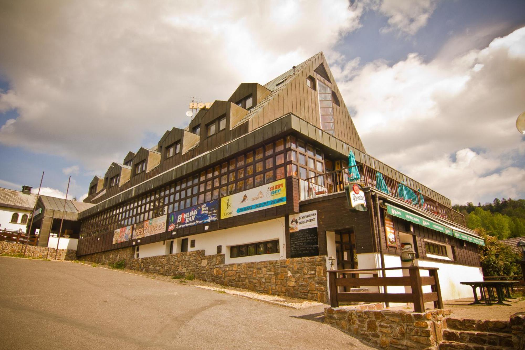 Sporthotel Bohemia Rokytnice nad Jizerou Ngoại thất bức ảnh